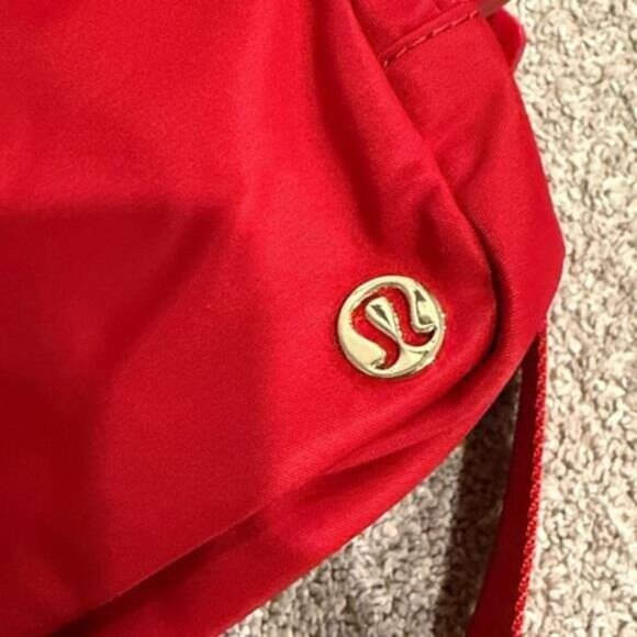 lululemon athletica Red Everywhere Belt Bag - Picture 6 of 6